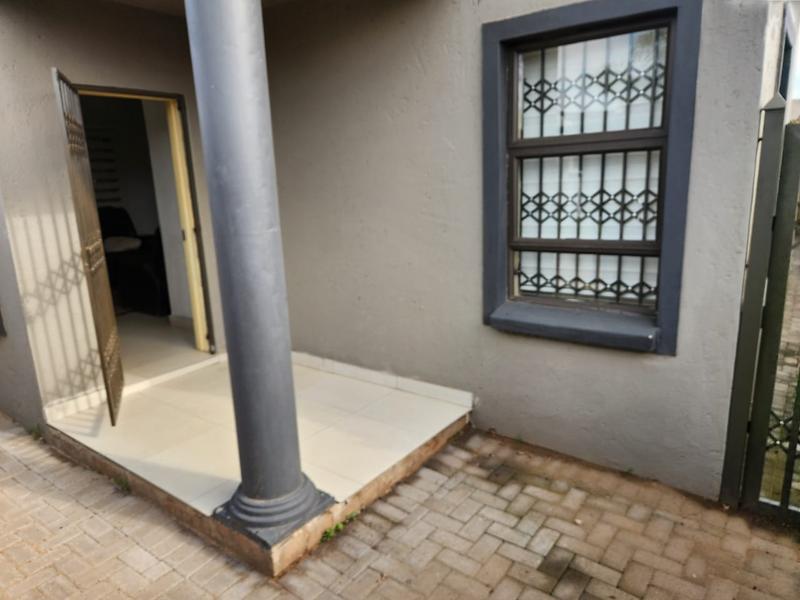 4 Bedroom Property for Sale in Mamelodi Gauteng