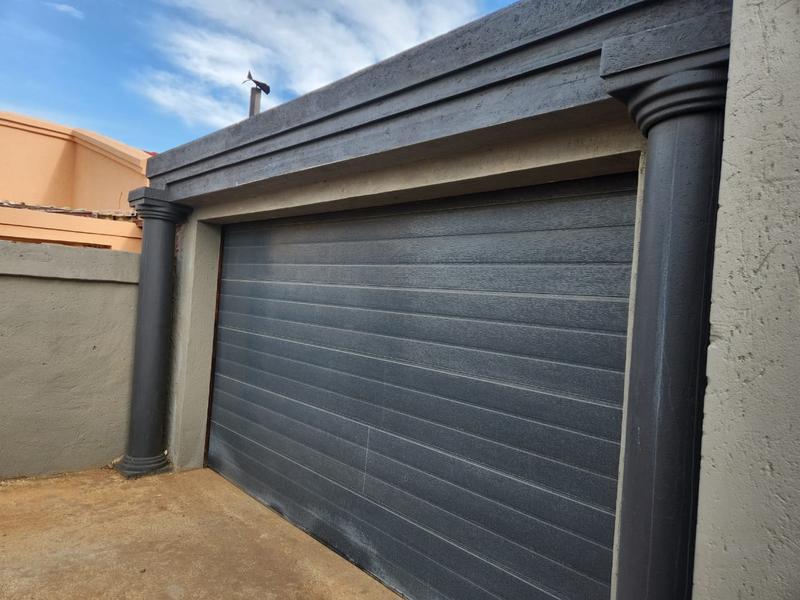 4 Bedroom Property for Sale in Mamelodi Gauteng