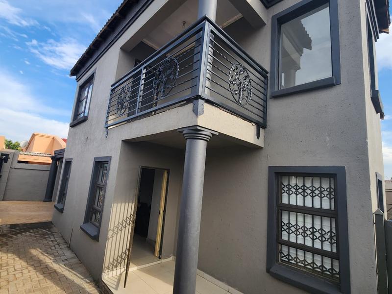 4 Bedroom Property for Sale in Mamelodi Gauteng