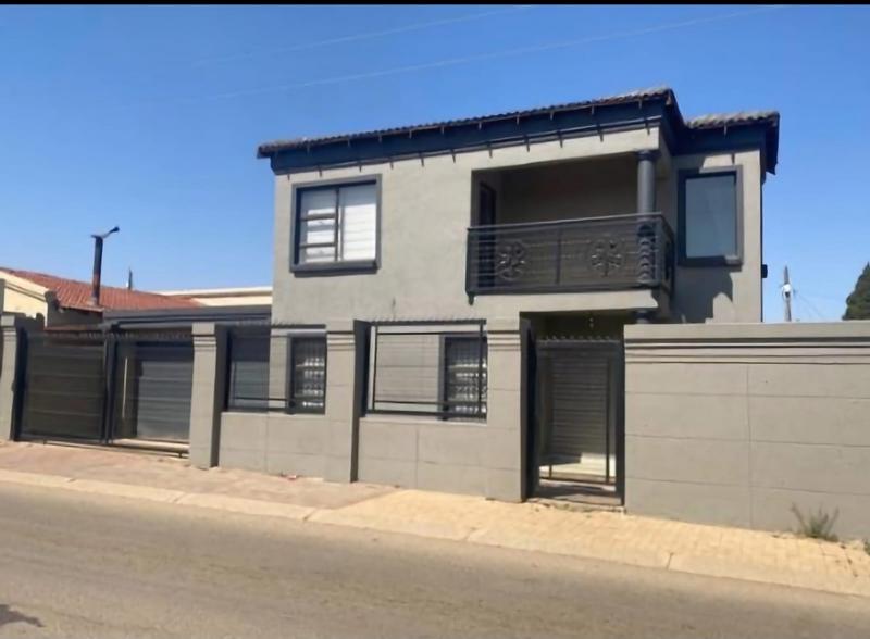 4 Bedroom Property for Sale in Mamelodi Gauteng