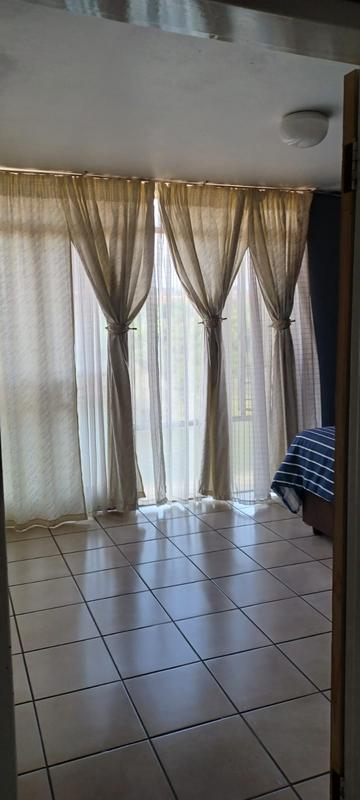 1 Bedroom Property for Sale in Sunnyside Gauteng