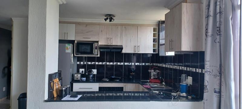 1 Bedroom Property for Sale in Sunnyside Gauteng