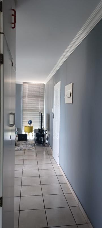 1 Bedroom Property for Sale in Sunnyside Gauteng