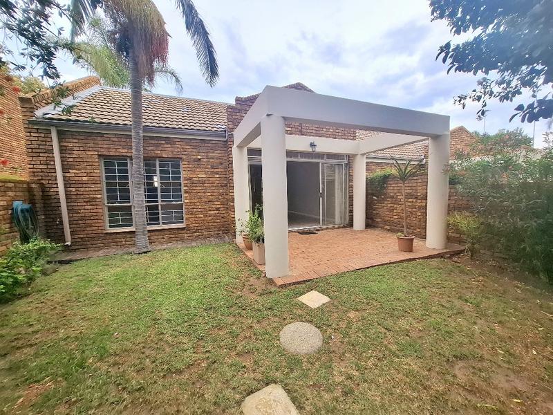 1 Bedroom Property for Sale in Sunninghill Gauteng