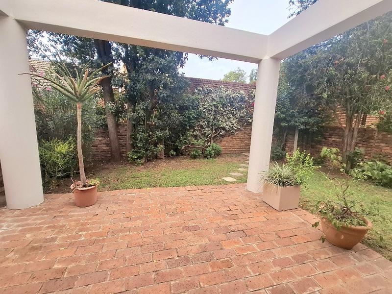 1 Bedroom Property for Sale in Sunninghill Gauteng