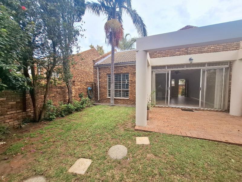 1 Bedroom Property for Sale in Sunninghill Gauteng