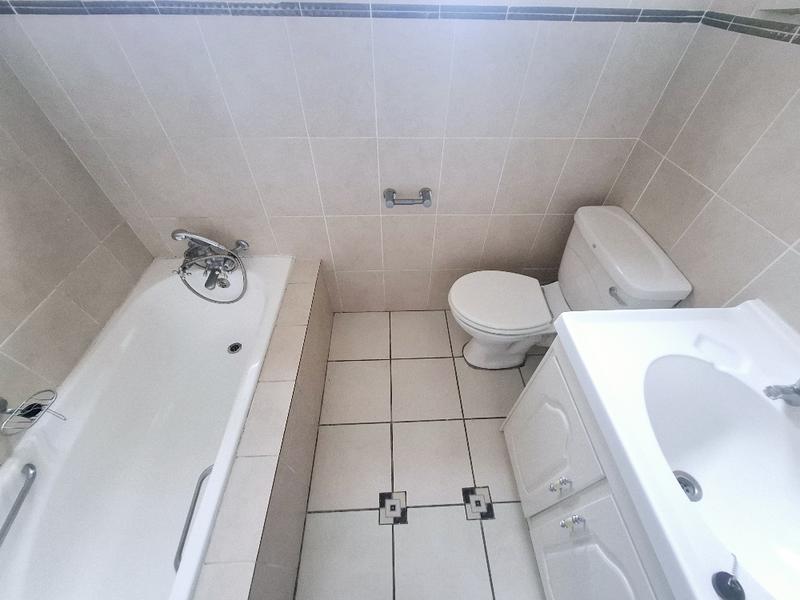 1 Bedroom Property for Sale in Sunninghill Gauteng