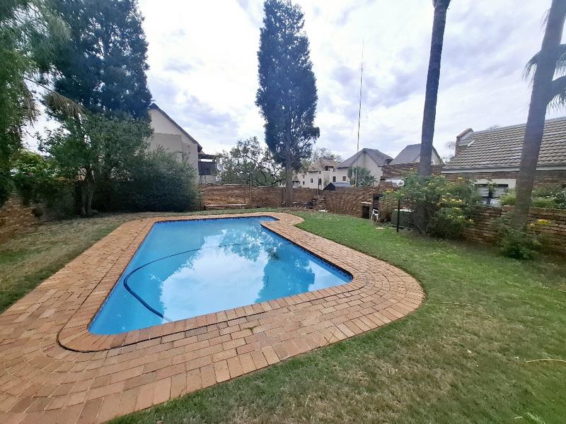 1 Bedroom Property for Sale in Sunninghill Gauteng