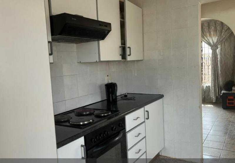 2 Bedroom Property for Sale in Lenasia South Gauteng