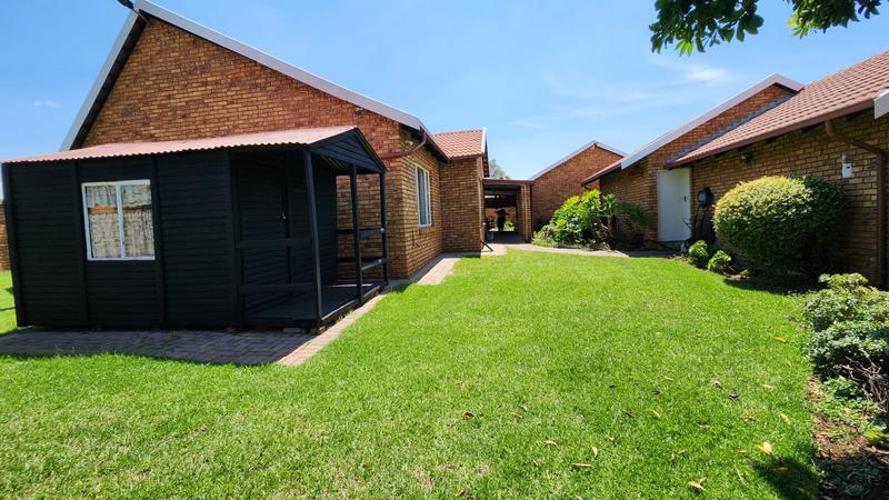 3 Bedroom Property for Sale in Wierdaglen Estate Gauteng