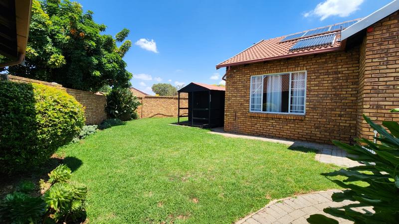 3 Bedroom Property for Sale in Wierdaglen Estate Gauteng