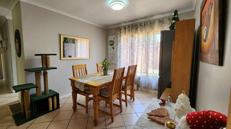 3 Bedroom Property for Sale in Wierdaglen Estate Gauteng