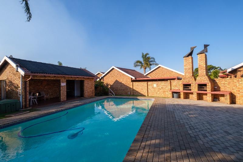 3 Bedroom Property for Sale in Wierdaglen Estate Gauteng