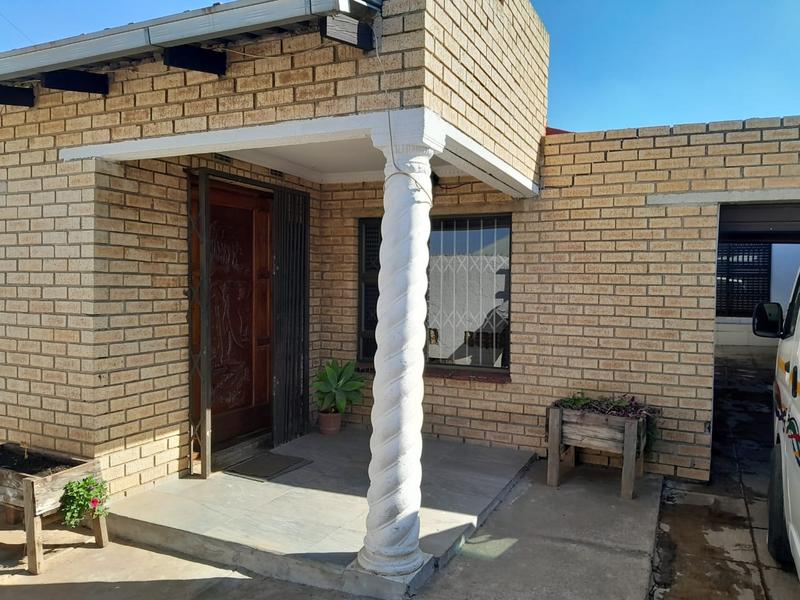 2 Bedroom Property for Sale in Moroka Gauteng