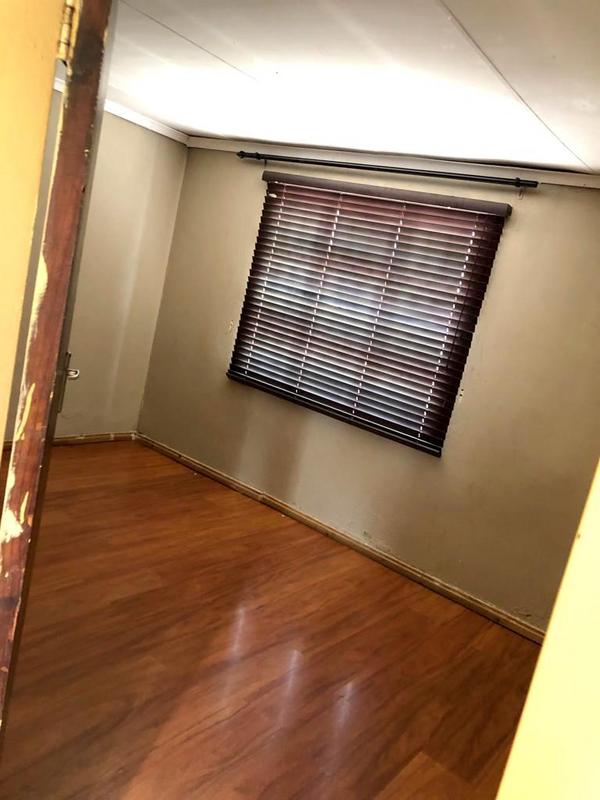 2 Bedroom Property for Sale in Moroka Gauteng