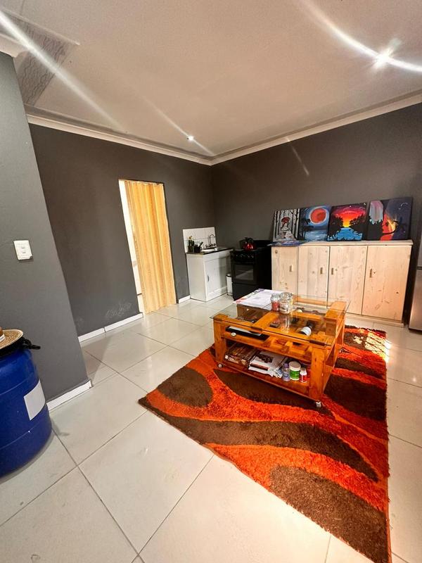 2 Bedroom Property for Sale in Moroka Gauteng