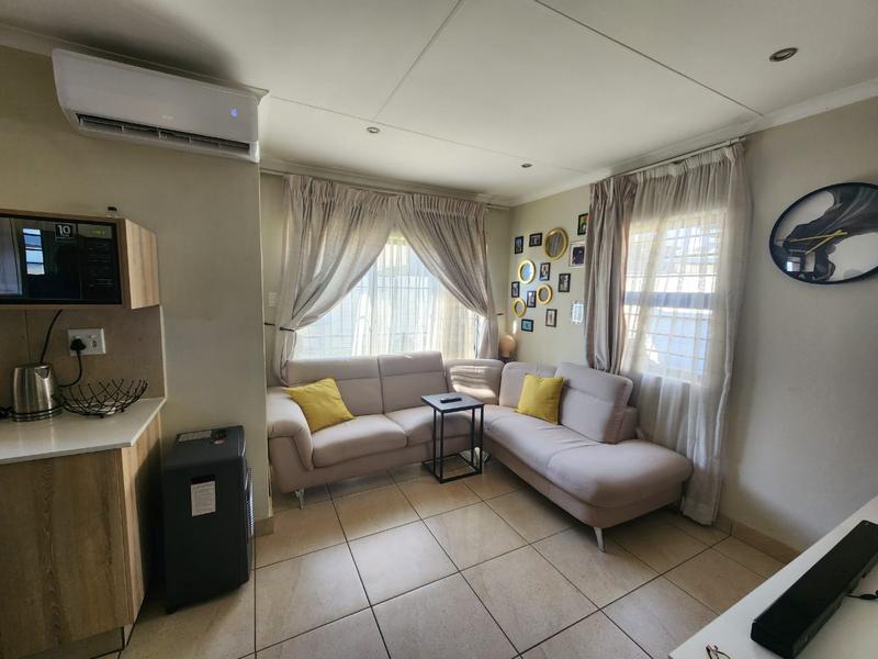 3 Bedroom Property for Sale in Albertsdal Gauteng