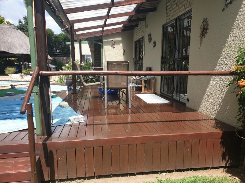 3 Bedroom Property for Sale in Elardus Park Gauteng