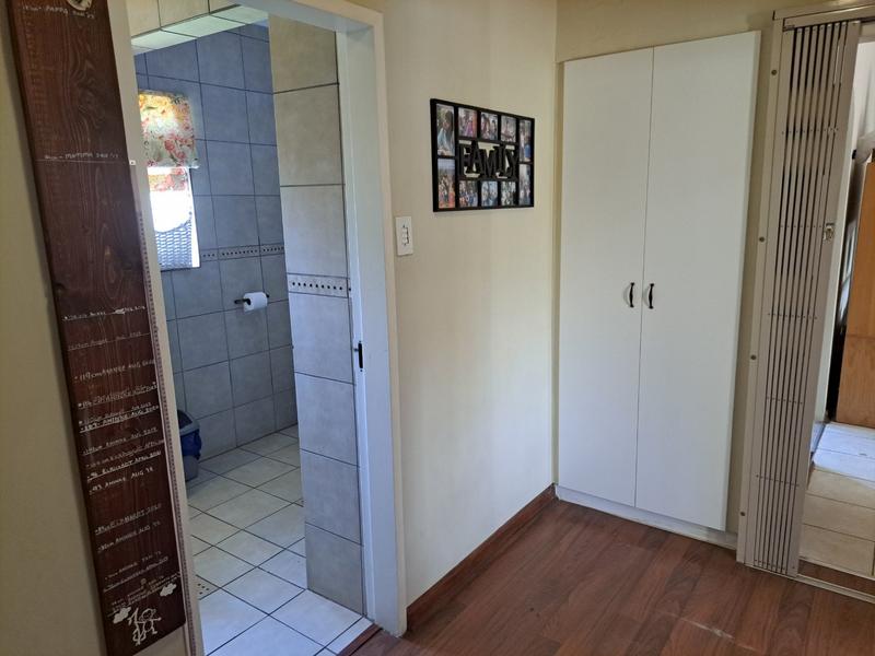 3 Bedroom Property for Sale in Elardus Park Gauteng