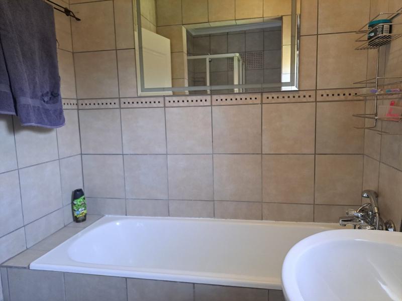 3 Bedroom Property for Sale in Elardus Park Gauteng