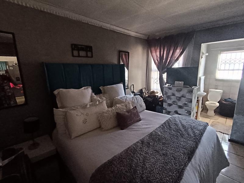 2 Bedroom Property for Sale in Karenpark Gauteng