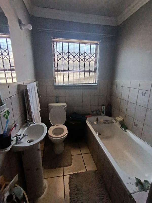 2 Bedroom Property for Sale in Karenpark Gauteng