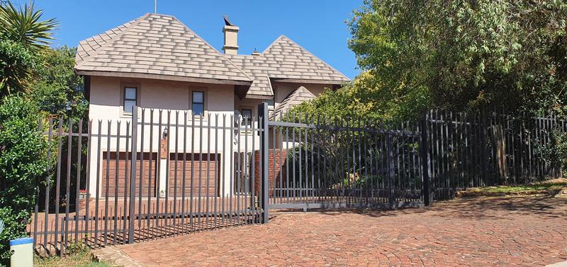 3 Bedroom Property for Sale in Cornwall Hill Gauteng