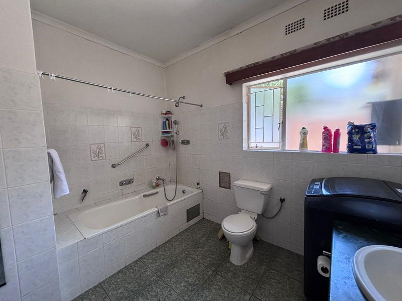 2 Bedroom Property for Sale in Windsor Gauteng