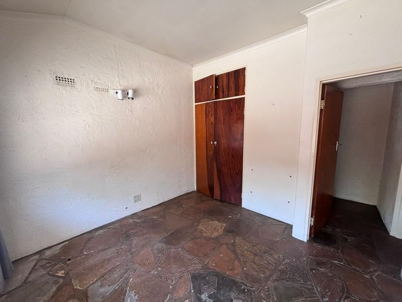 2 Bedroom Property for Sale in Windsor Gauteng