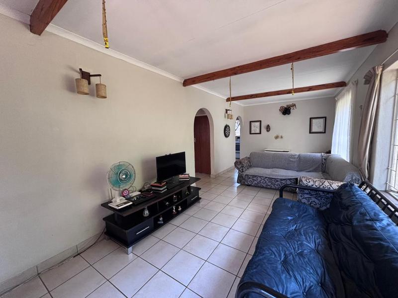 2 Bedroom Property for Sale in Windsor Gauteng