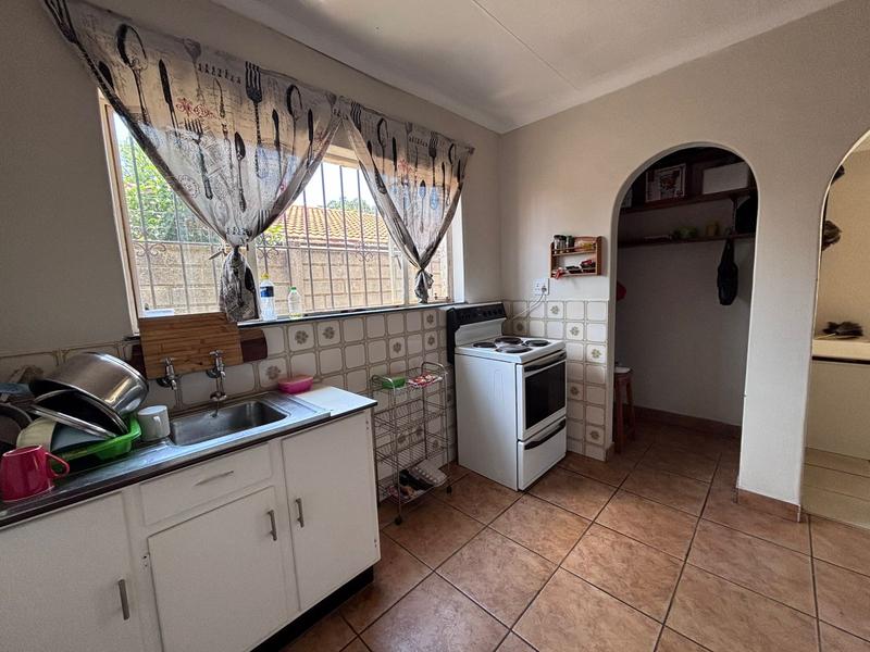 2 Bedroom Property for Sale in Windsor Gauteng