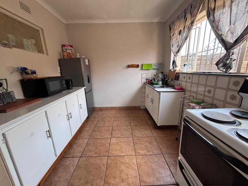 2 Bedroom Property for Sale in Windsor Gauteng