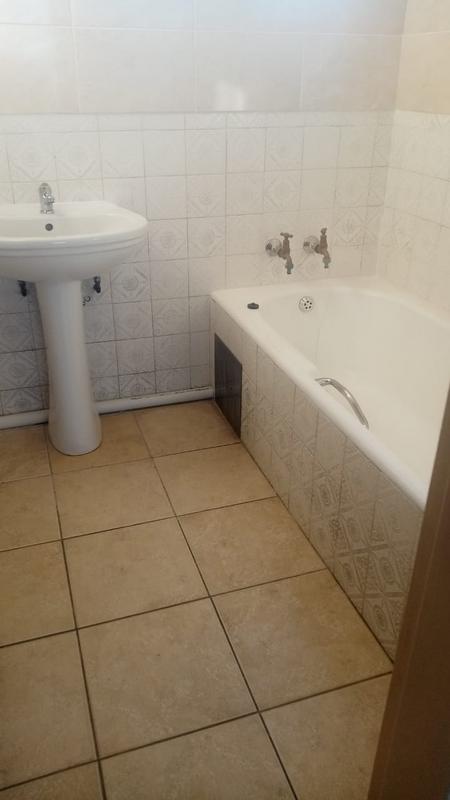 To Let 1 Bedroom Property for Rent in Regents Park Gauteng