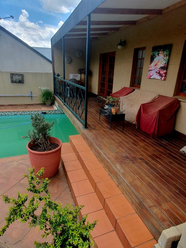 2 Bedroom Property for Sale in Kensington Gauteng