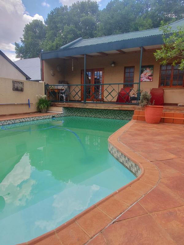 2 Bedroom Property for Sale in Kensington Gauteng