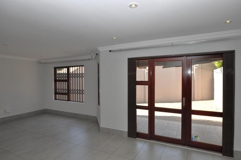 To Let 3 Bedroom Property for Rent in Fourways Gauteng