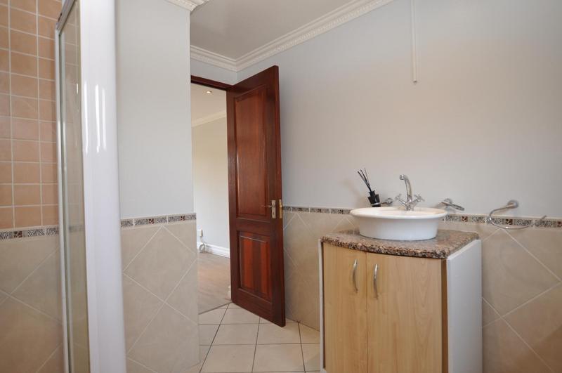 To Let 3 Bedroom Property for Rent in Fourways Gauteng