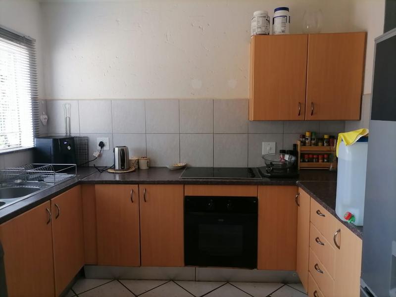 To Let 2 Bedroom Property for Rent in Amberfield Glen Gauteng