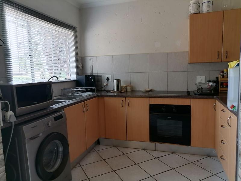 To Let 2 Bedroom Property for Rent in Amberfield Glen Gauteng