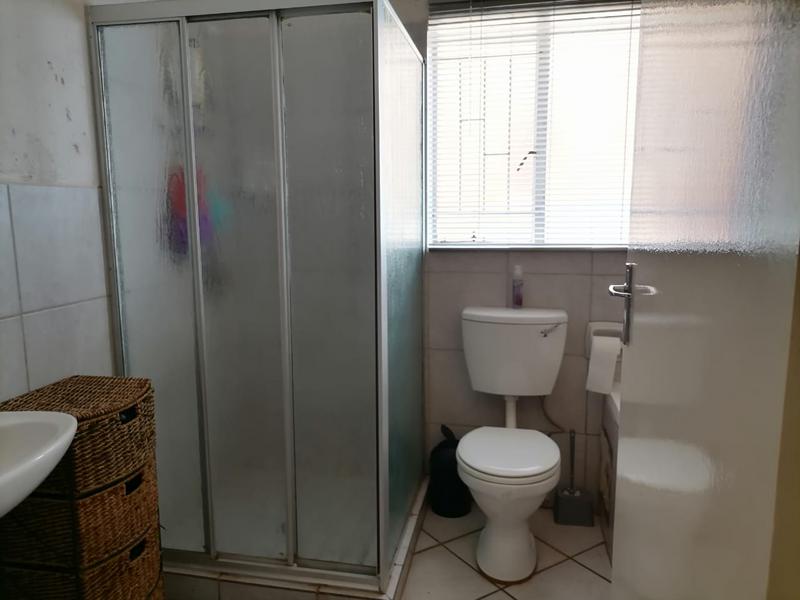 To Let 2 Bedroom Property for Rent in Amberfield Glen Gauteng