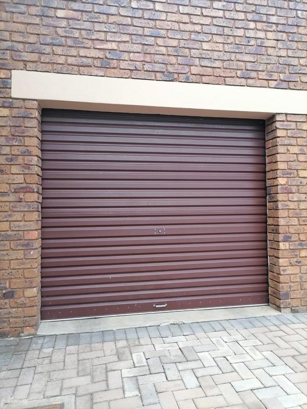 To Let 2 Bedroom Property for Rent in Amberfield Glen Gauteng