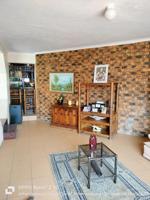 3 Bedroom Property for Sale in Suideroord Gauteng