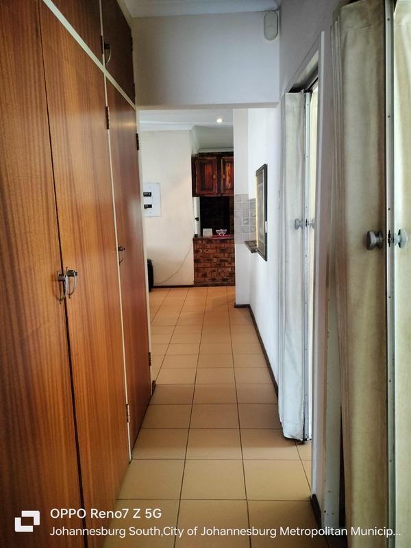 3 Bedroom Property for Sale in Suideroord Gauteng