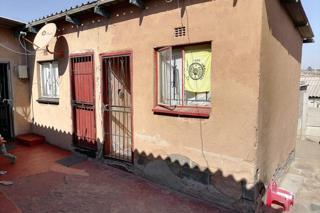 2 Bedroom Property for Sale in Tembisa Gauteng