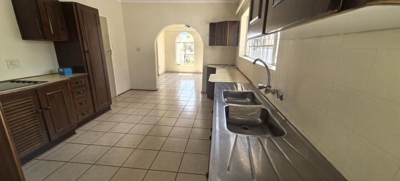 3 Bedroom Property for Sale in Helderkruin Gauteng