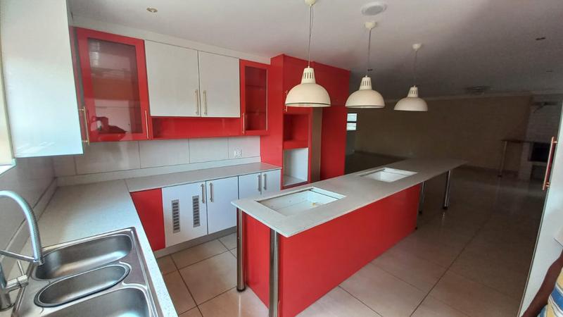 9 Bedroom Property for Sale in Claremont Gauteng