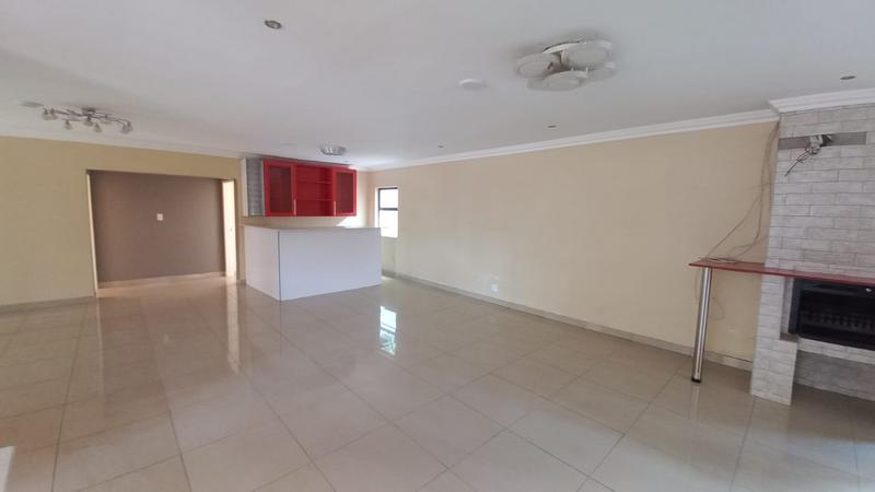 9 Bedroom Property for Sale in Claremont Gauteng