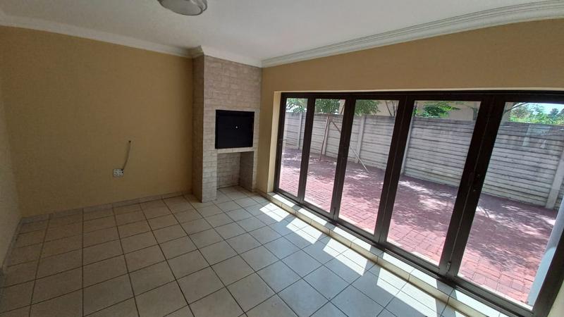 9 Bedroom Property for Sale in Claremont Gauteng