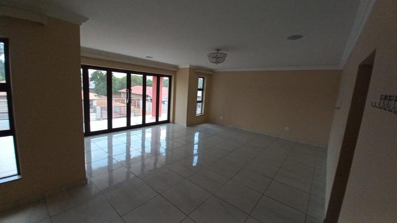 9 Bedroom Property for Sale in Claremont Gauteng