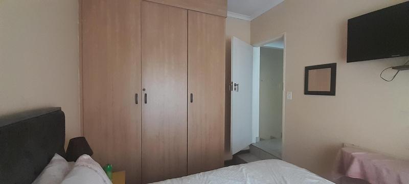 To Let 3 Bedroom Property for Rent in Thatchfield Gauteng